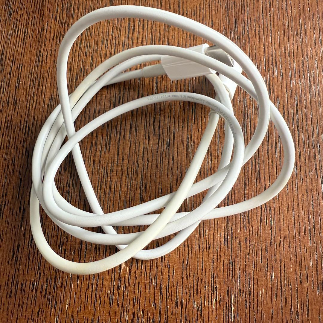 【中古美品】iPhone 11 Pro 256GB ゴールド 本体