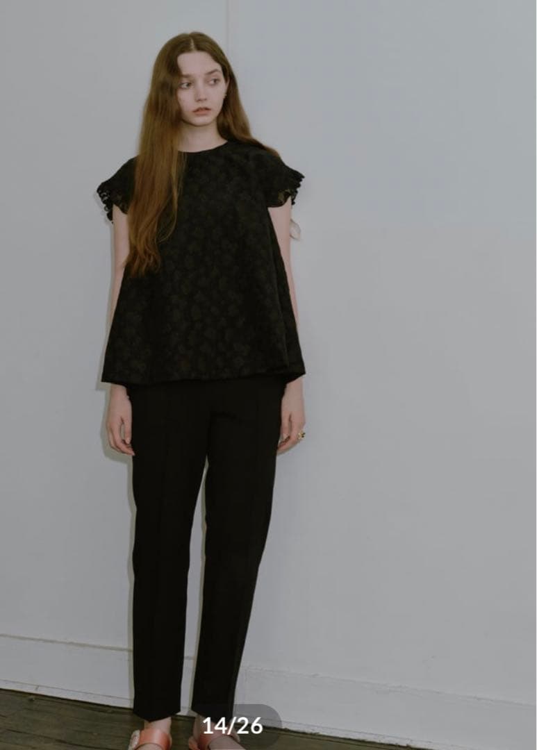 【新品未使用タグ付き】ohga FLEUR ブラウス 半袖 ブラック