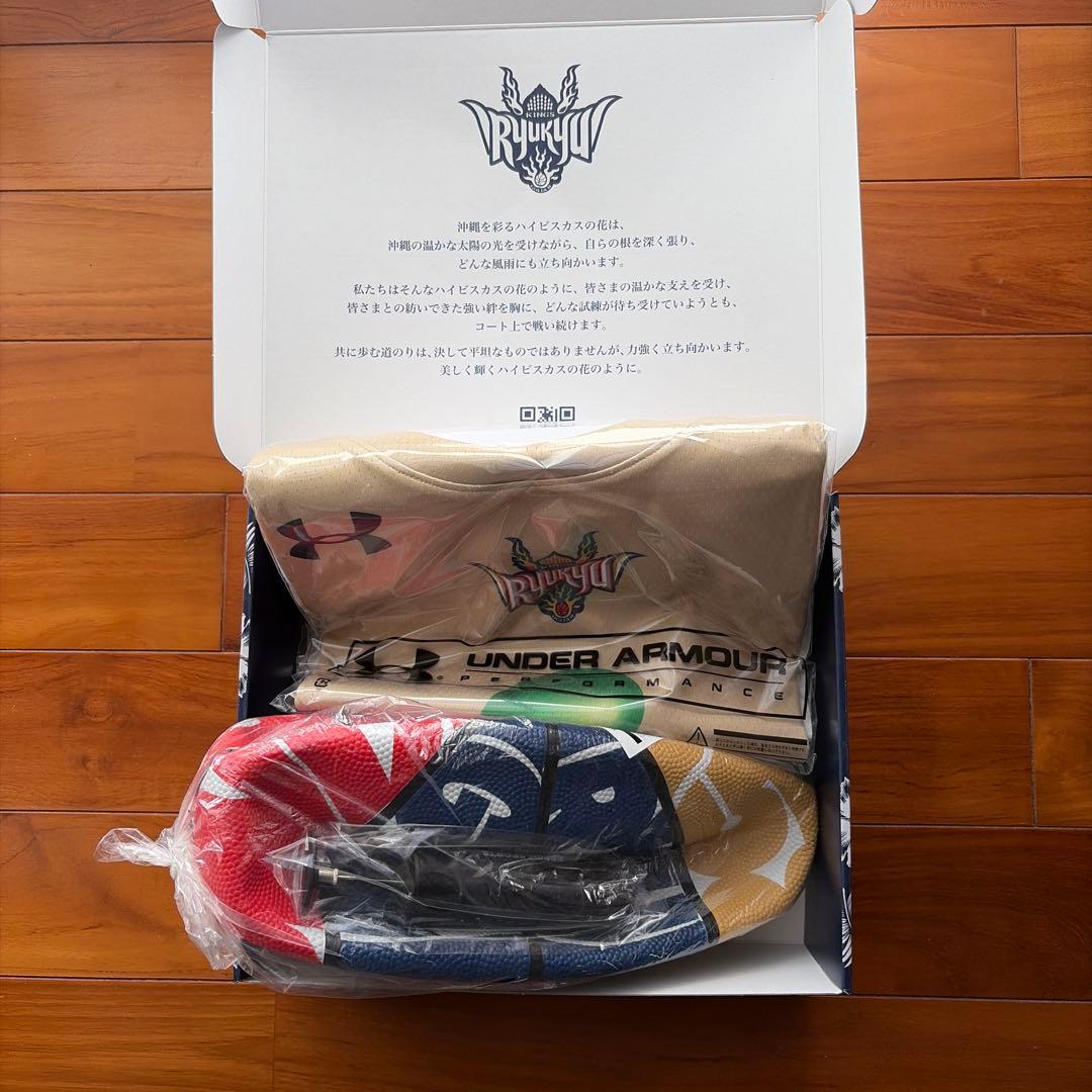 琉球ゴールデンキングス2024-25FC特典 (ユニフォーム、バスケットボール)