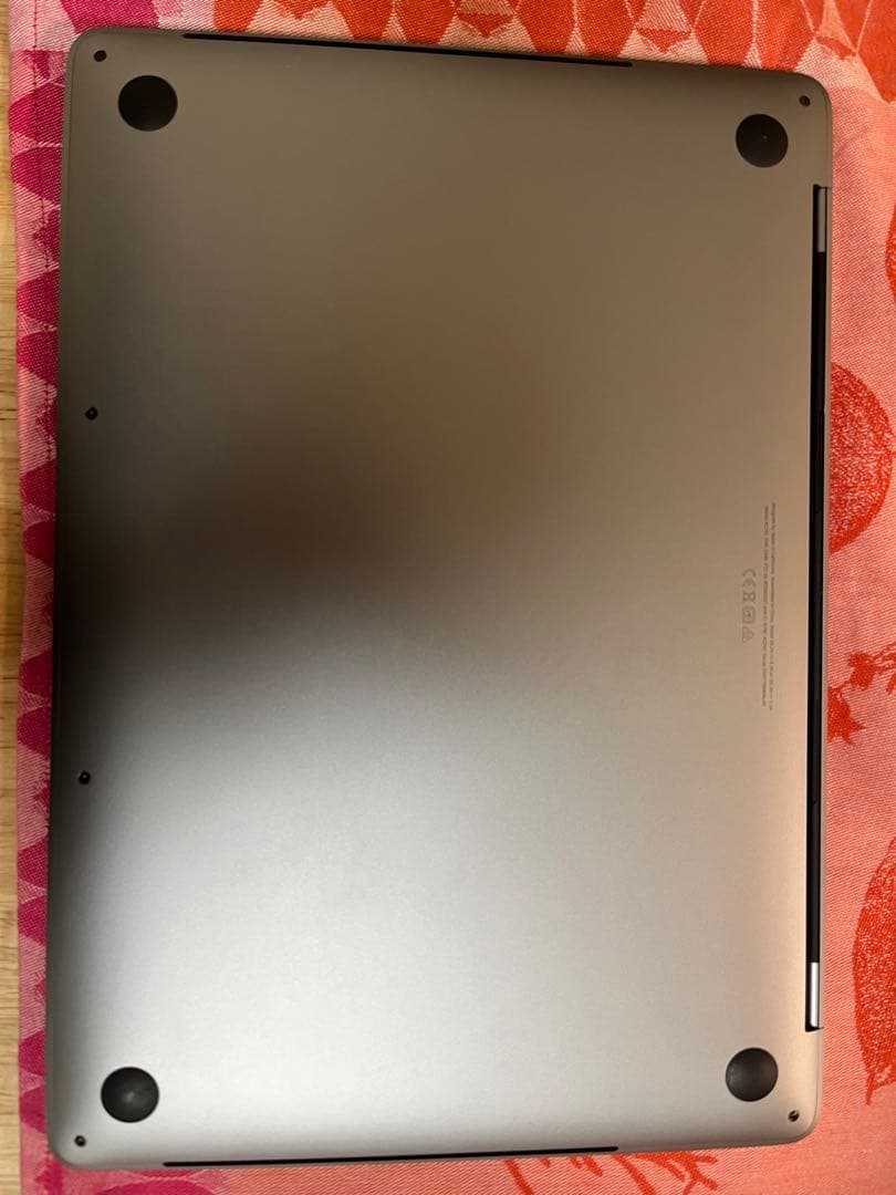 MacBook本体 MacBook Pro (13-inch, 2020)