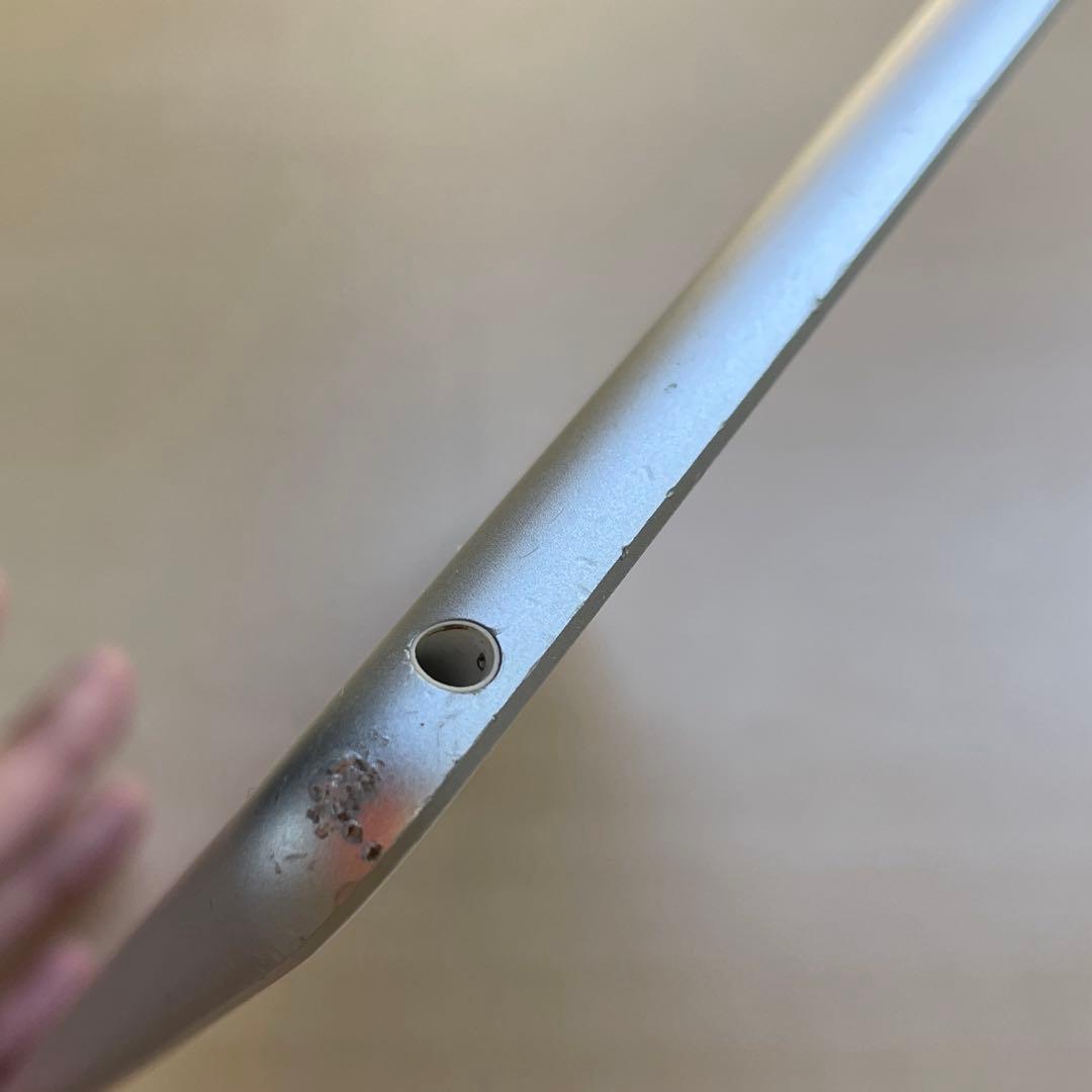 iPad 第6世代　A1893　Wi-Fiモデル　シルバー　32GB #7