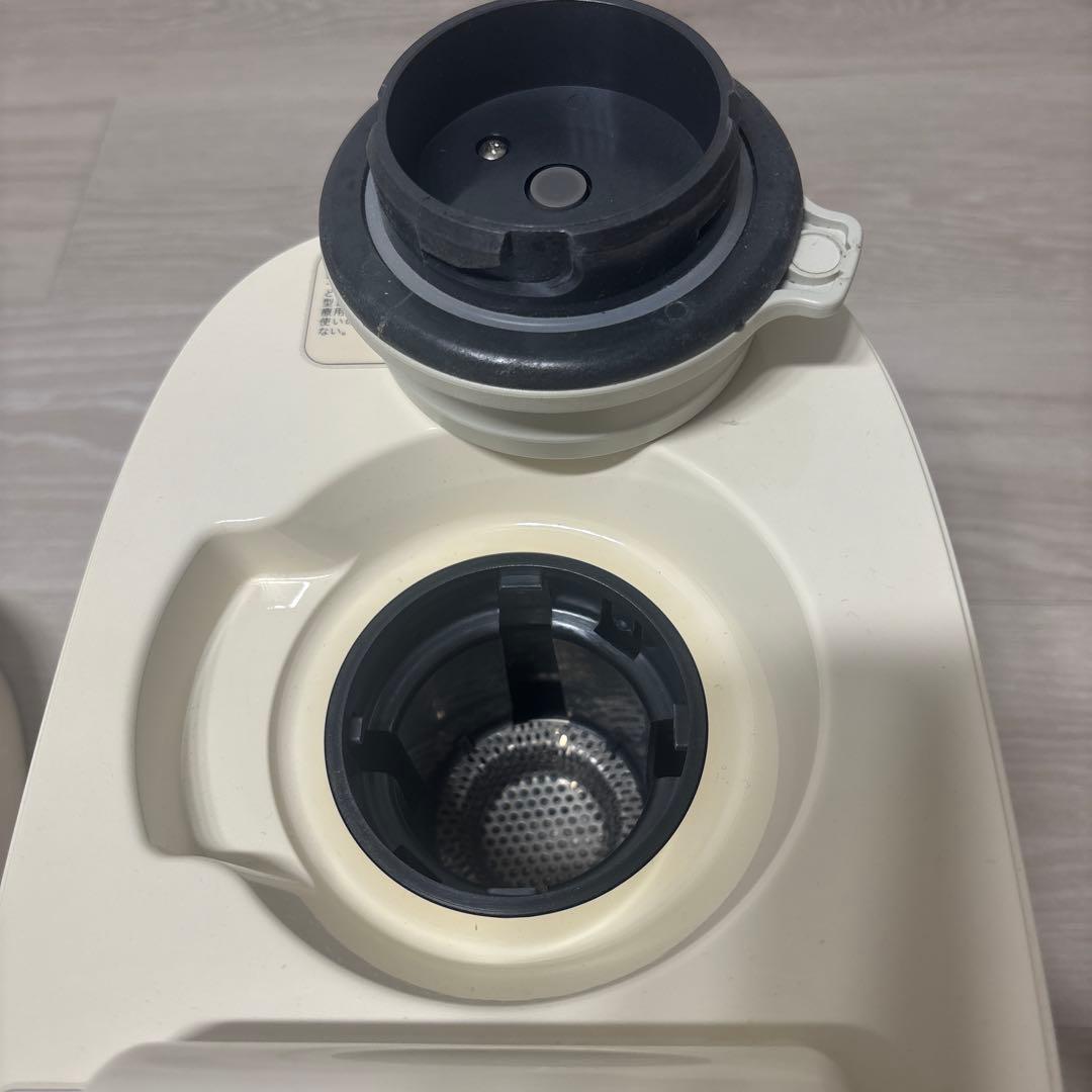 サキナ SAQINA ピノ 美顔器　スチーマー　エッセンスジェル＆洗浄剤4個付き