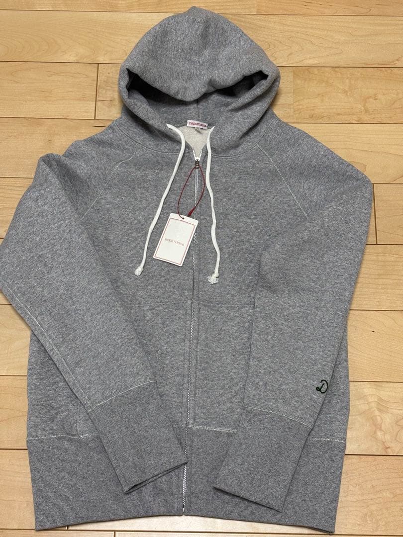 DRESSTERIOR グレー パーカー サイズ03 ドレステリア
