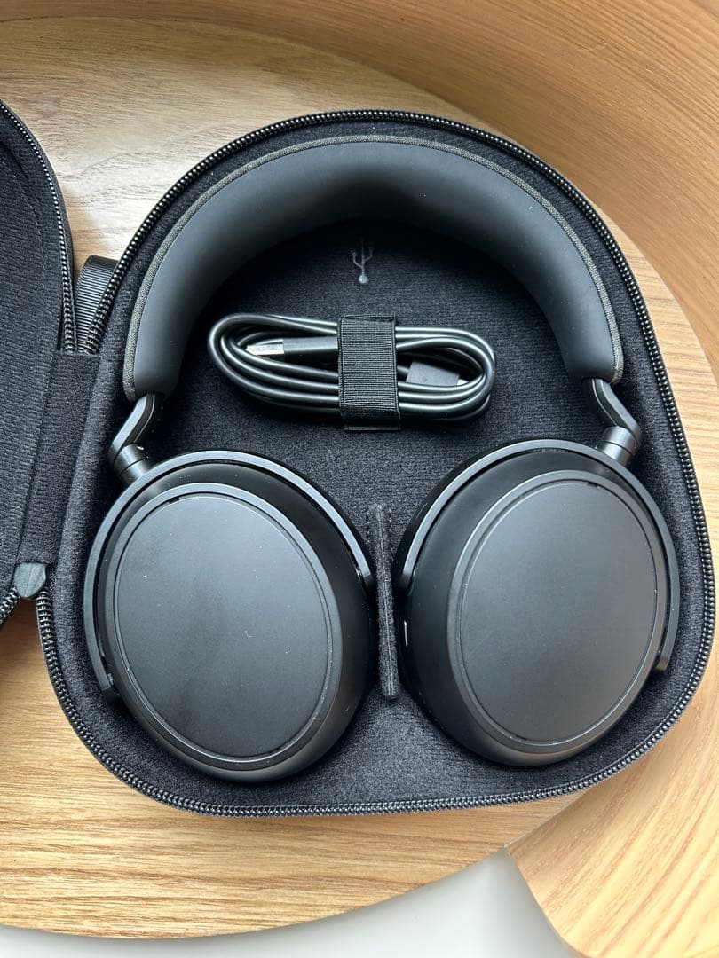 【即発送】SENNHEISER Momentum 4 Wireless ブラック