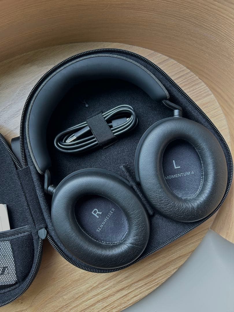 【即発送】SENNHEISER Momentum 4 Wireless ブラック