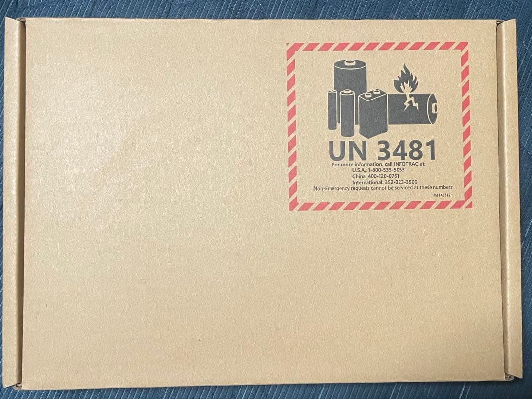 新品未使用品 surface Go4