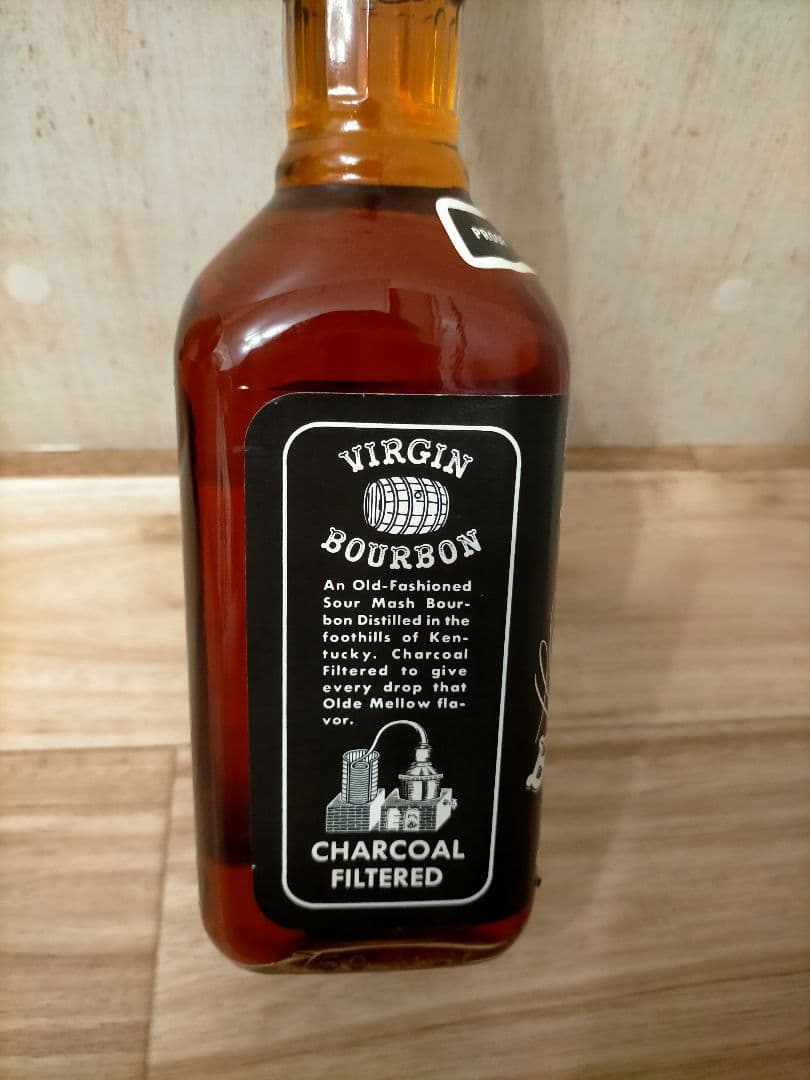 ウイスキー VIRGIN BOURBON 7 YEARS OLD 101 PROOF