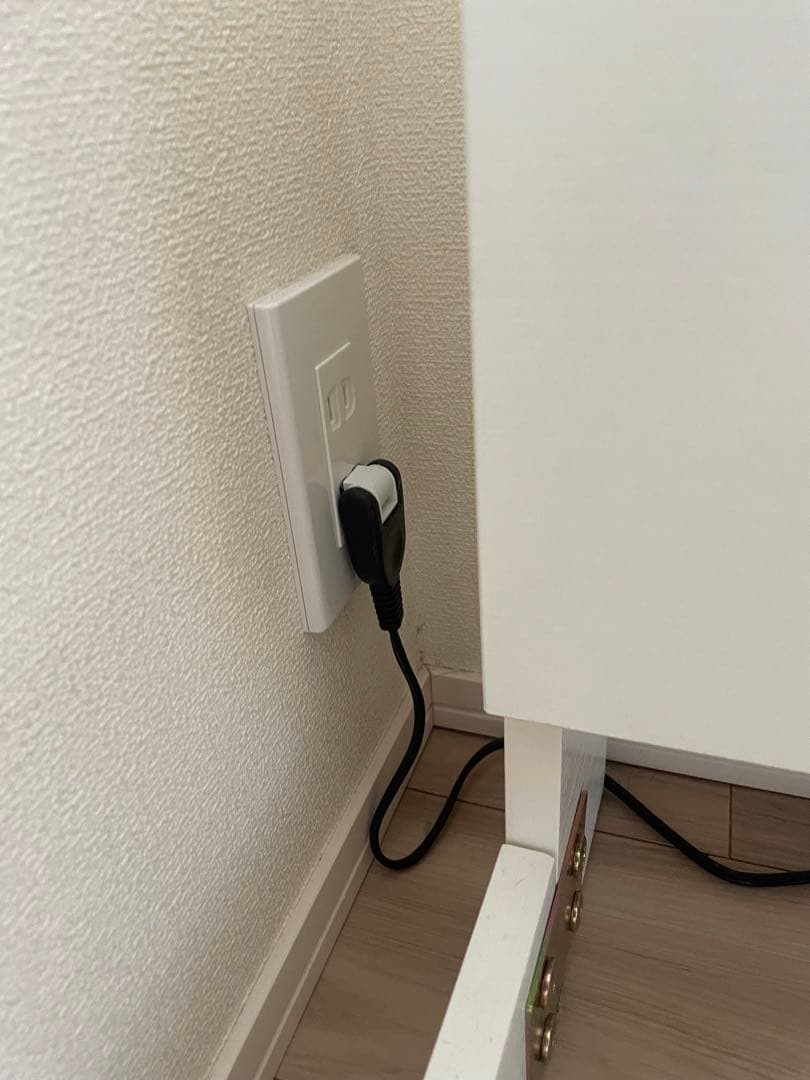 ベッドフレーム　ダブル　二口コンセント　すのこベッド　ホワイト