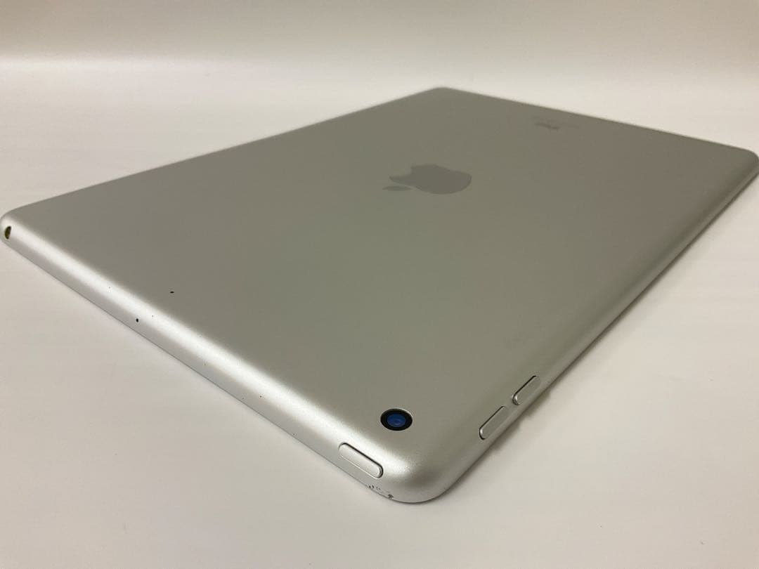 IPAD 第8世代 32GB 84% シルバー Wifiモデル
