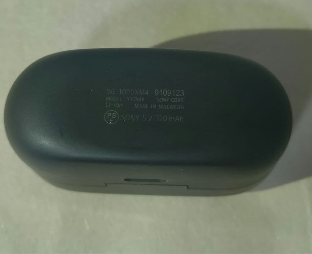 SONY WF-1000XM4 ワイヤレスイヤホン　AZLA　イヤーピース付き