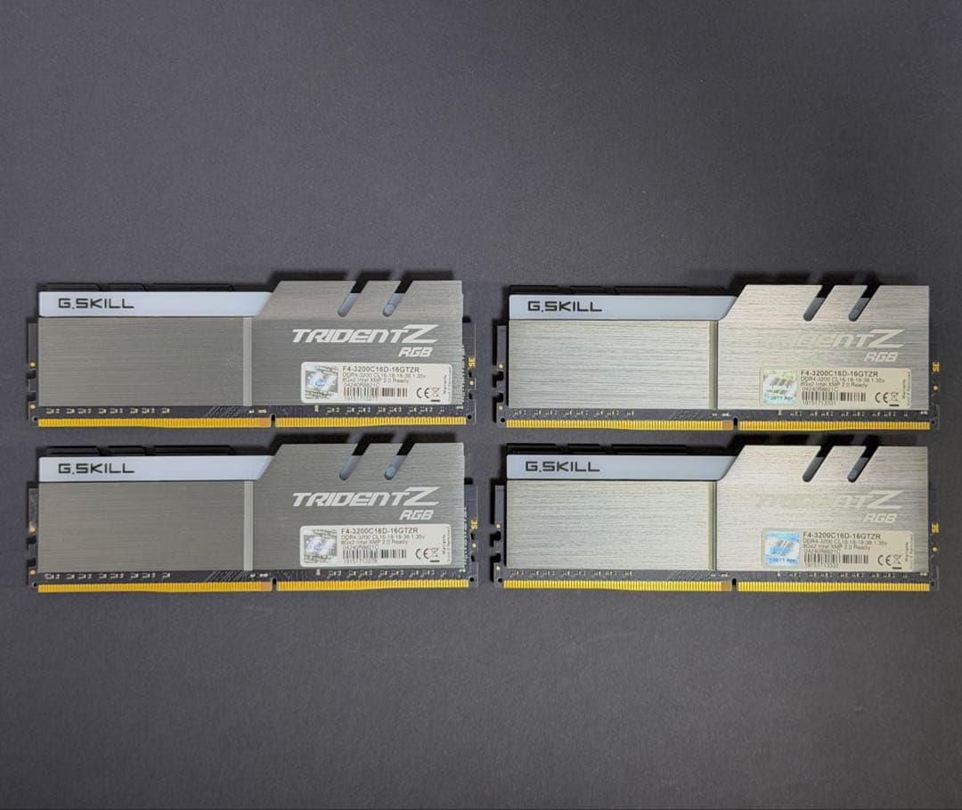 メモリー G.SKILL Trident Z RGB 32GB (8GBx4) DDR4