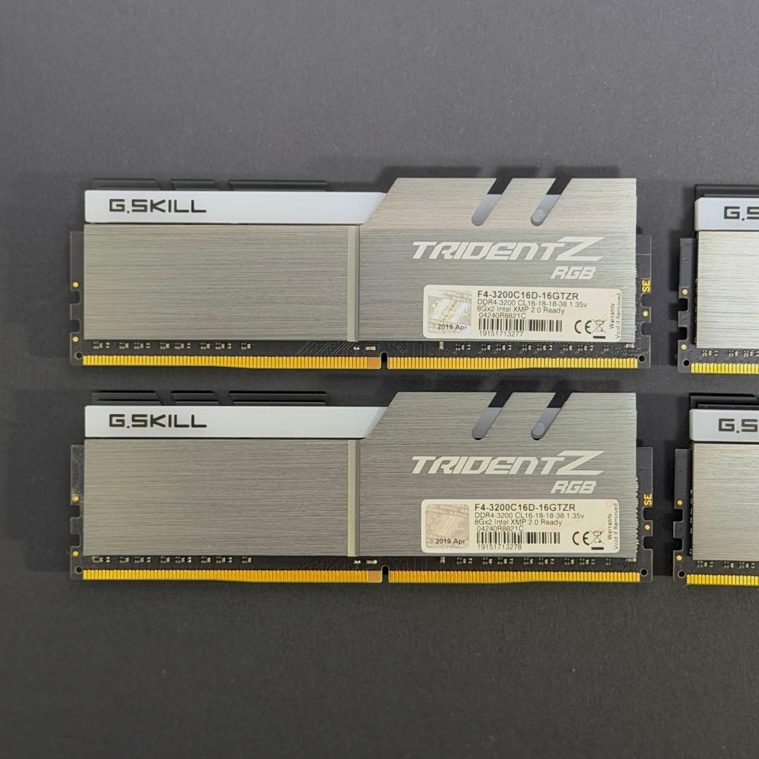 メモリー G.SKILL Trident Z RGB 32GB (8GBx4) DDR4