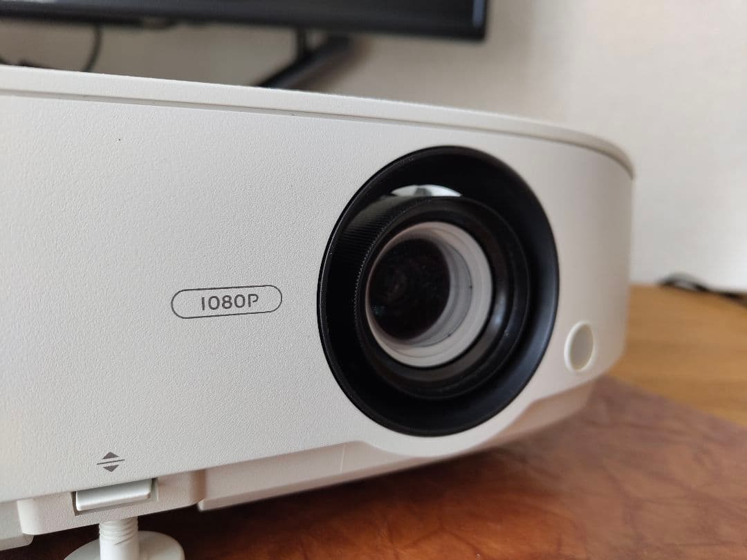 ナルトBenQ MH534 プロジェクター 本体