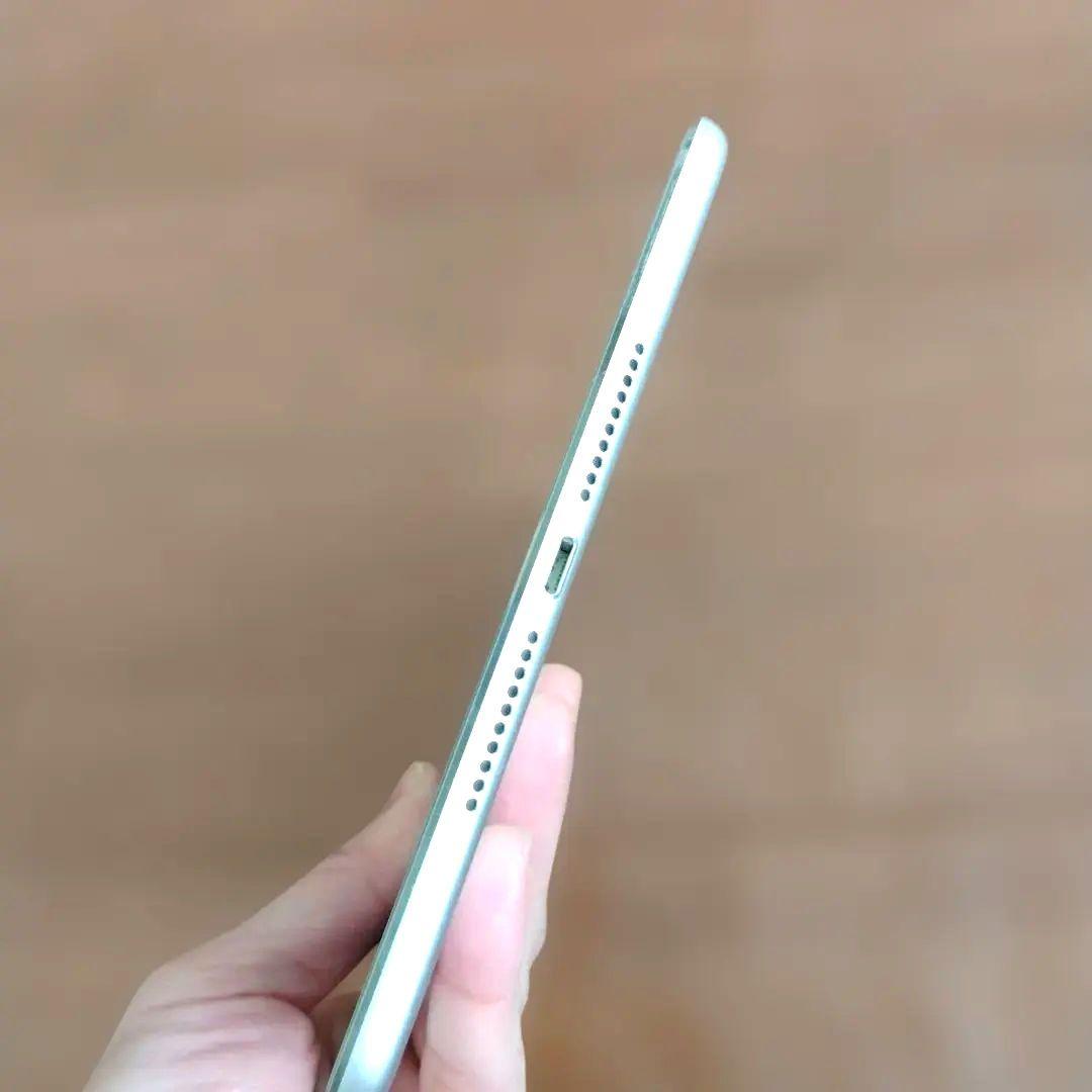 美品 iPad mini 4 SIMフリー 16GB iPad mini4