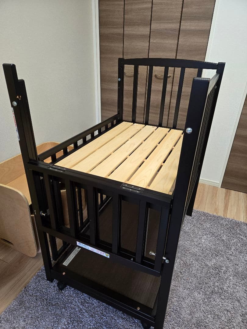 【ヤマサキ】ハイタイプ　ミニツーオープンベビーベッド　マットレス・ベッドガード付