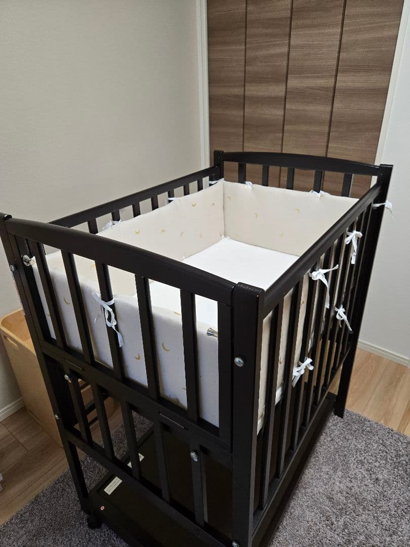 【ヤマサキ】ハイタイプ　ミニツーオープンベビーベッド　マットレス・ベッドガード付