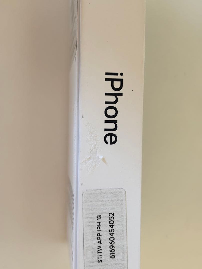 【ほぼ未使用】iPhone 13 128GB SIMフリー ミッドナイト 海外版