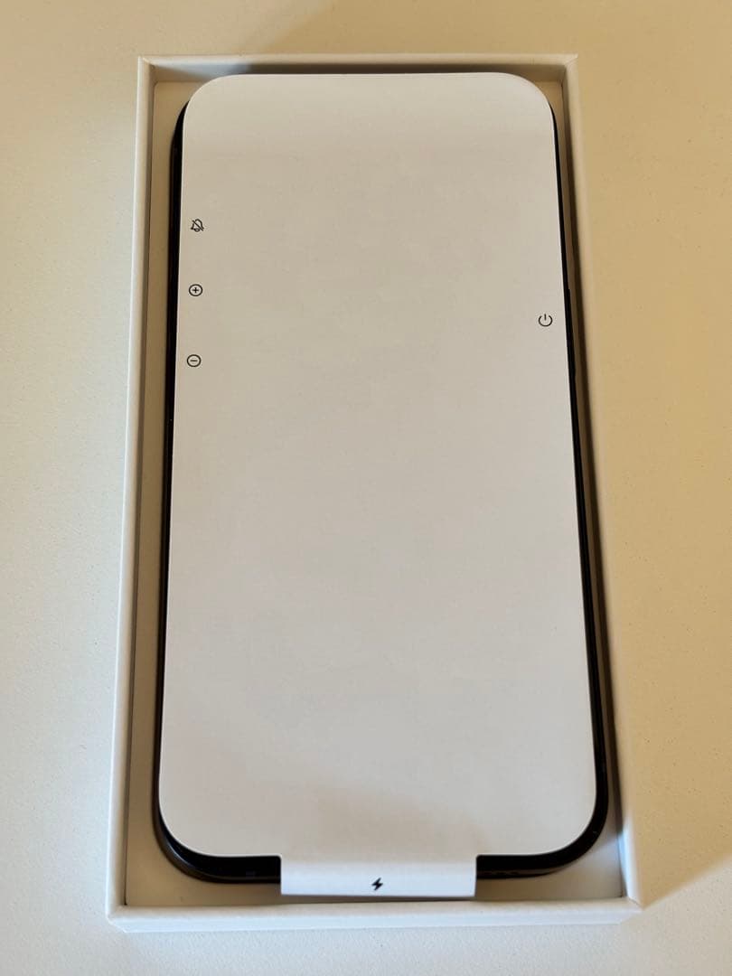 【ほぼ未使用】iPhone 13 128GB SIMフリー ミッドナイト 海外版