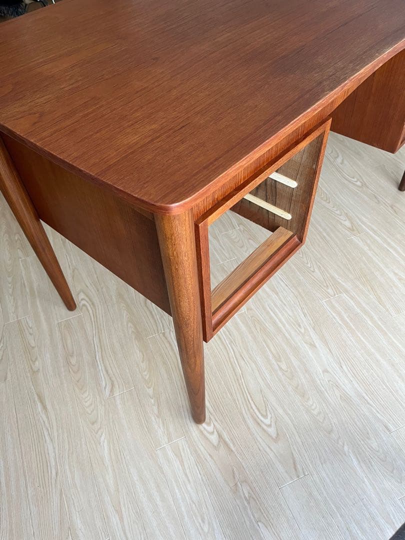 デンマーク　ヴィンテージデスク