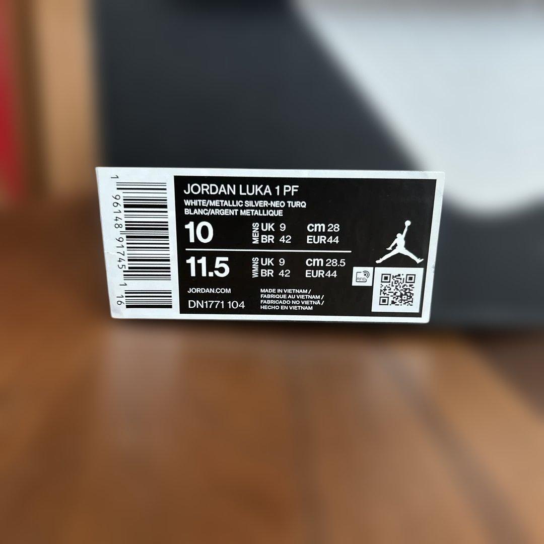 新品未使用 ジョーダン ルカ1 luka1 PF \"ネオ ターコイズ 28cm