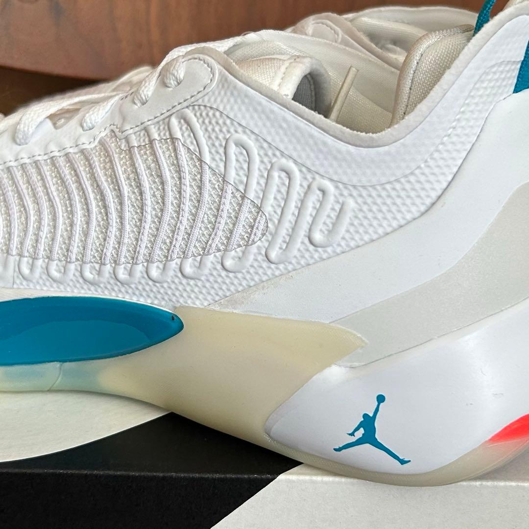 新品未使用 ジョーダン ルカ1 luka1 PF \"ネオ ターコイズ 28cm
