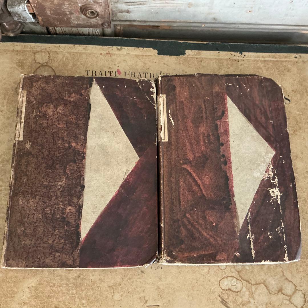 １９世紀　フランスアンティーク　２冊　ラベルだけの本　古書　ブロカント　古紙