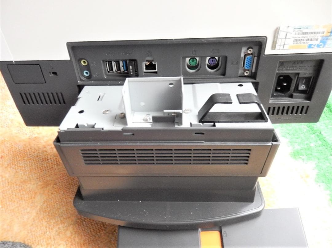 デスクトップ一体型パソコンWindows11 新品キーボード＋マウス付き