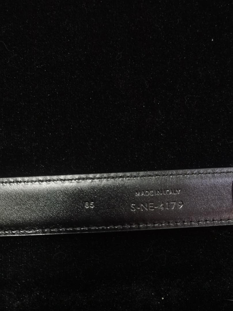 CELINE トリオンフ ナローベルト ブラック ゴールド金具