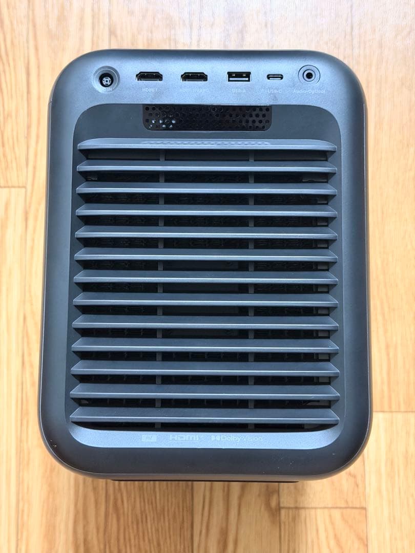 Anker Nebula X1 おまけで非純正スタンド付き