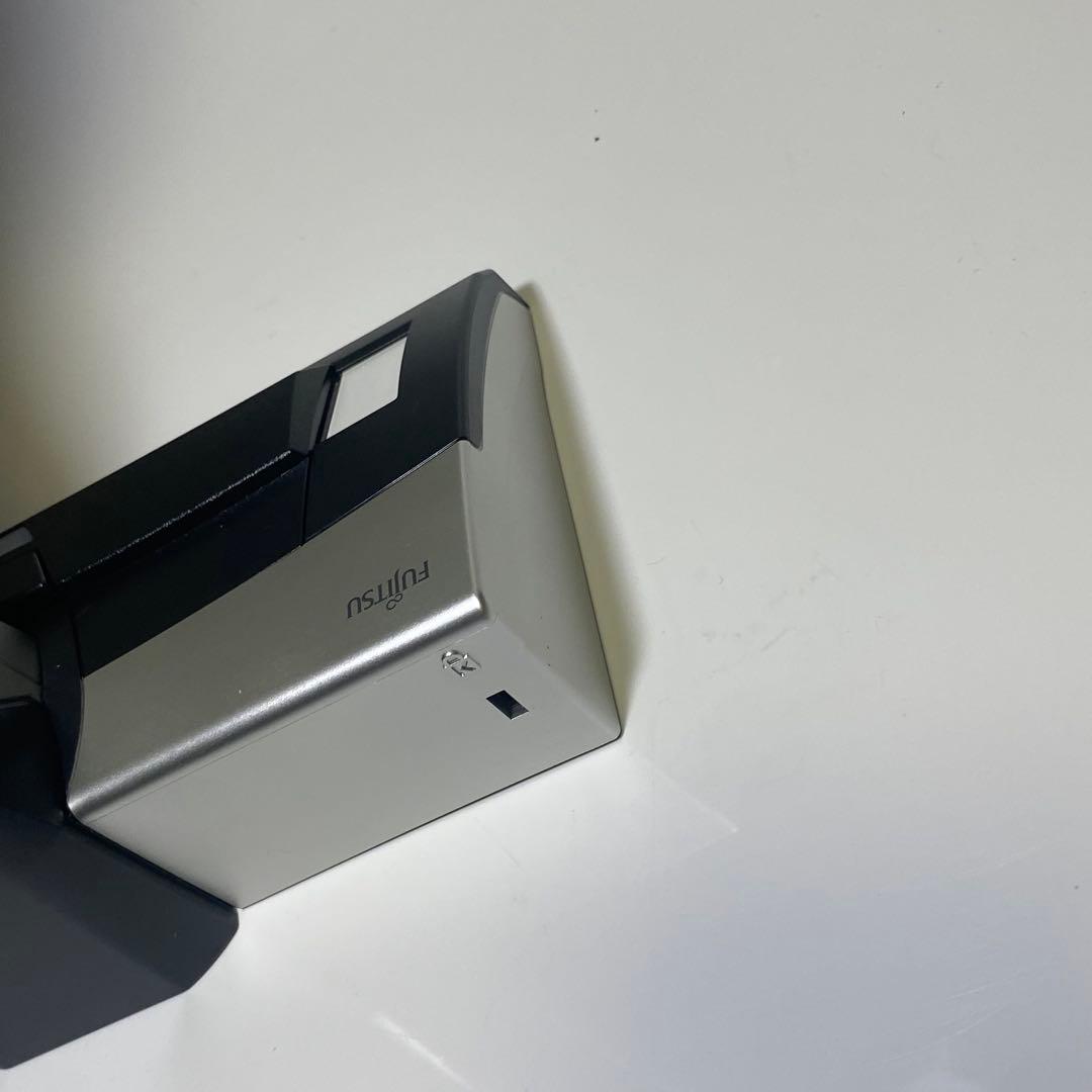 極美品✨富士通 ScanSnap SV600 FI-SV600 スキャナー