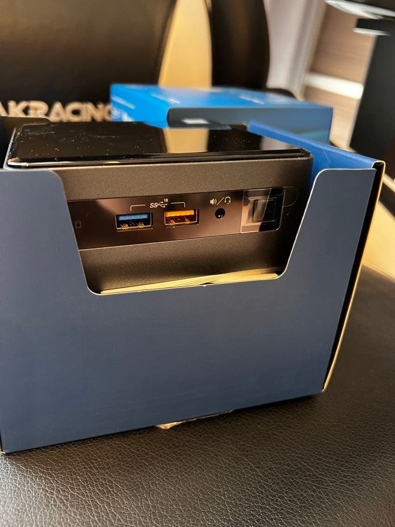 c*u様 intel NUC BOXNUC8i5BEH ミニPC Windows