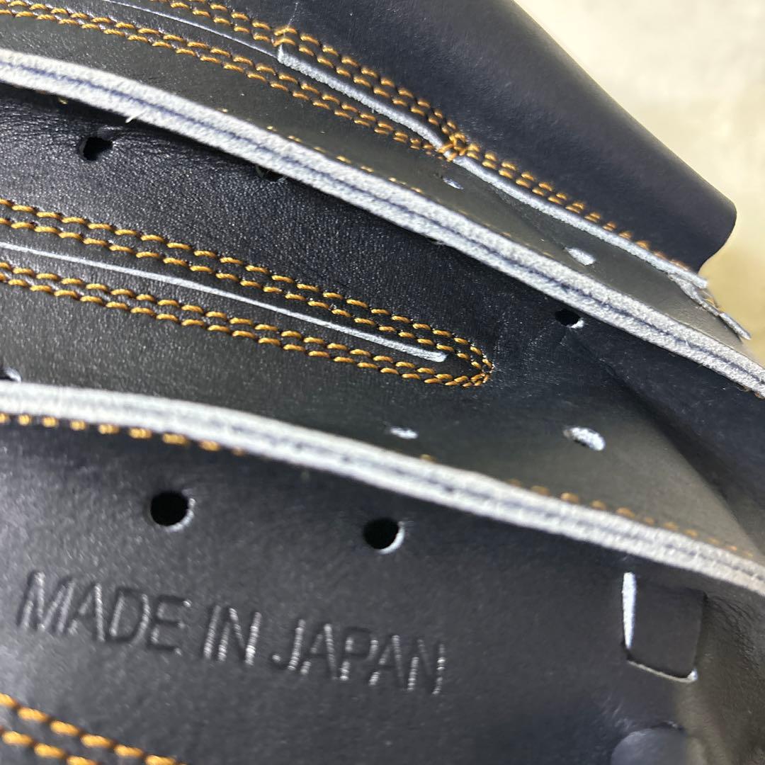 定価税込59400円　ゼット　プロステイタス　硬式キャッチャーミット　小林モデル