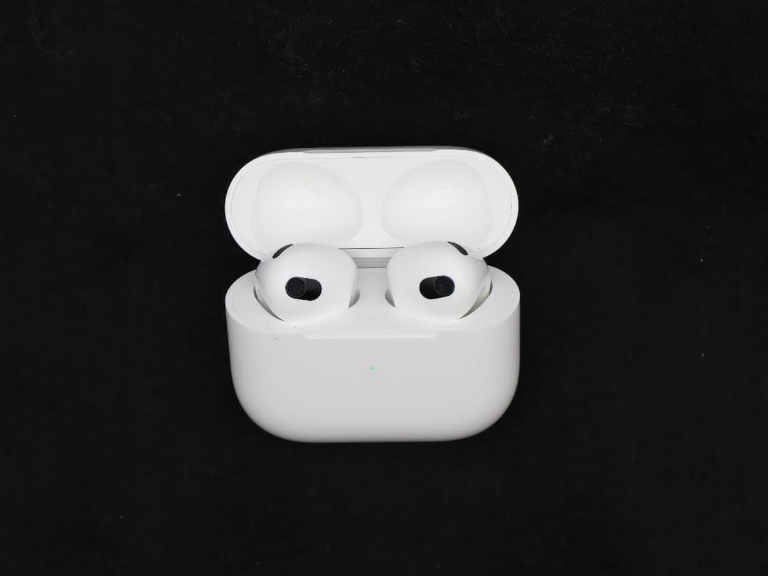 AirPods3 本体,充電ケース,充電ケーブル,外箱