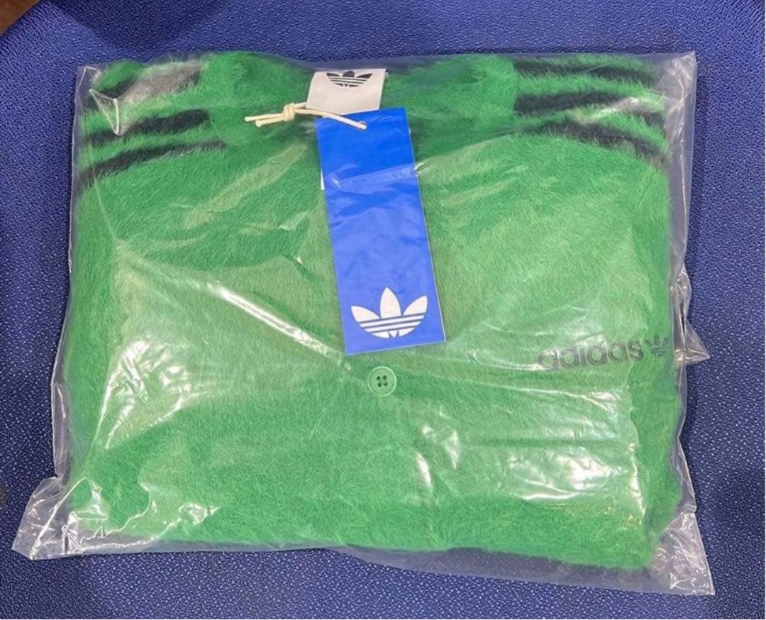 adidas フラッフィーニット カーディガン グリーン りなてぃ着用