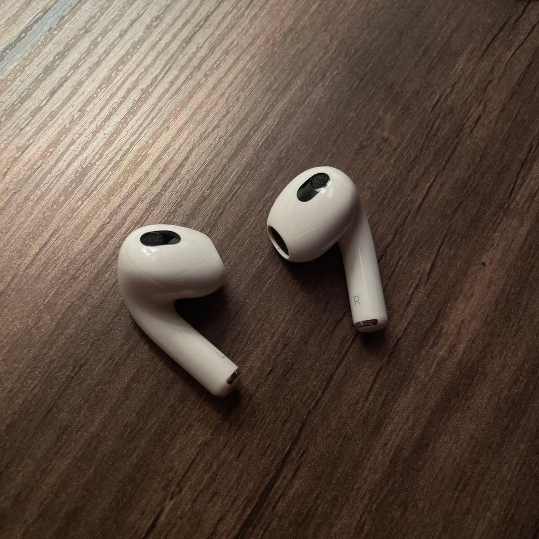AirPods本体 USB-C充電対応 ホワイト