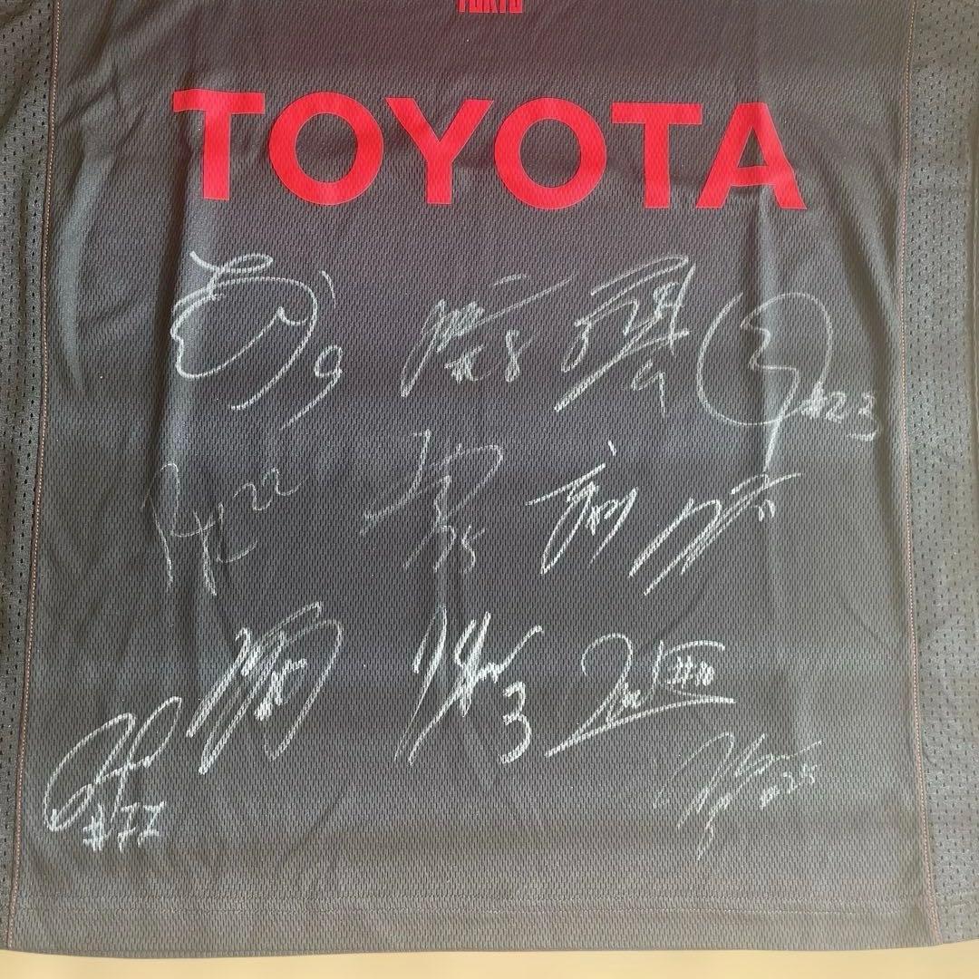 アルバルク東京　ユニフォーム