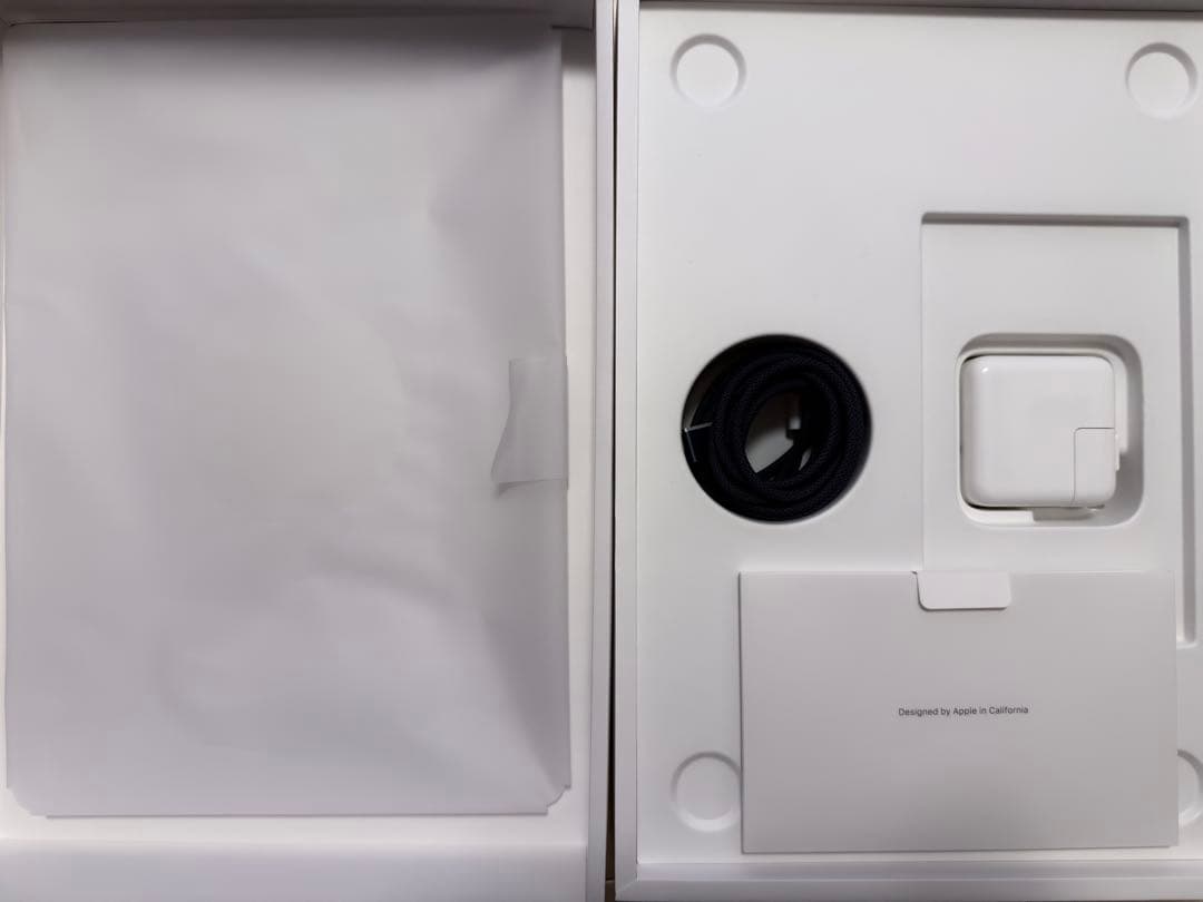 【美品】MacBookAir M2 2022 13インチ 8GB 256GB