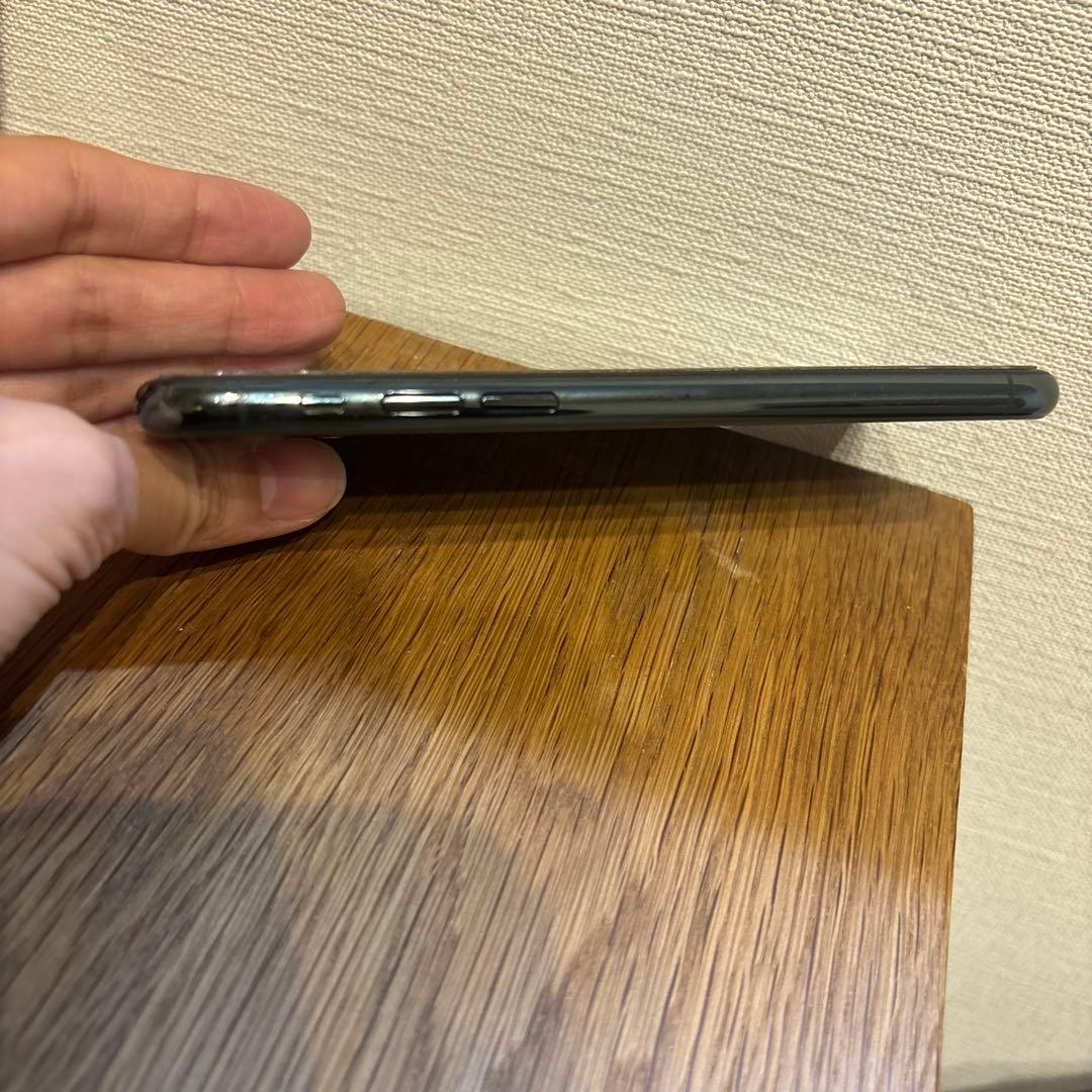 iPhone 11 Pro ミッドナイトグリーン256GB本体