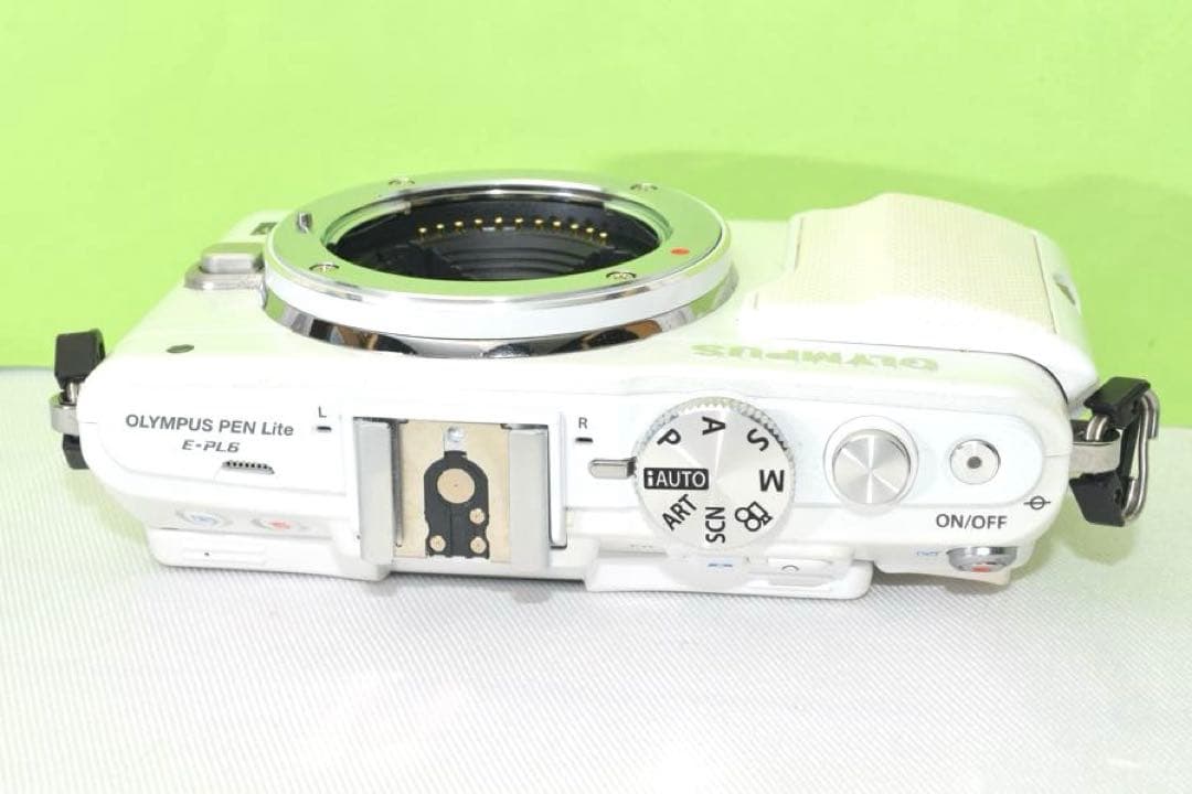 OLYMPUS E-PL6 ☆送料無料☆