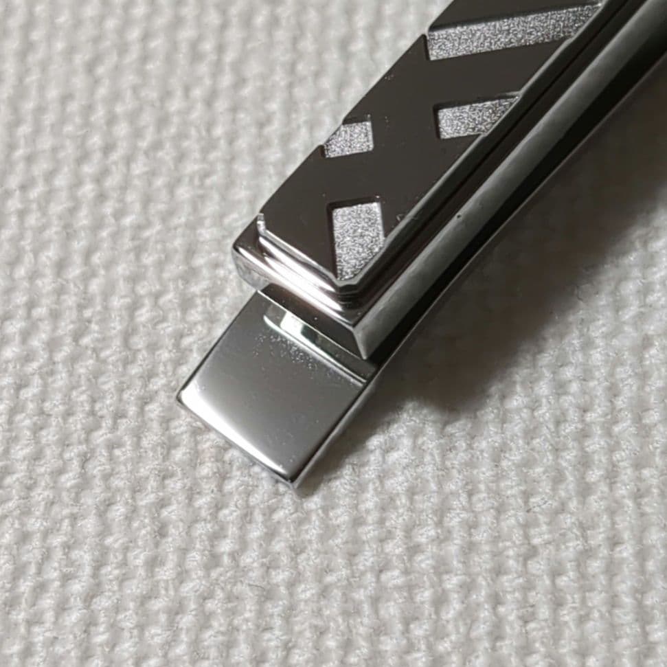 美品 バーバリー BURBERRY メタルチェック ノバチェック ネクタイピン