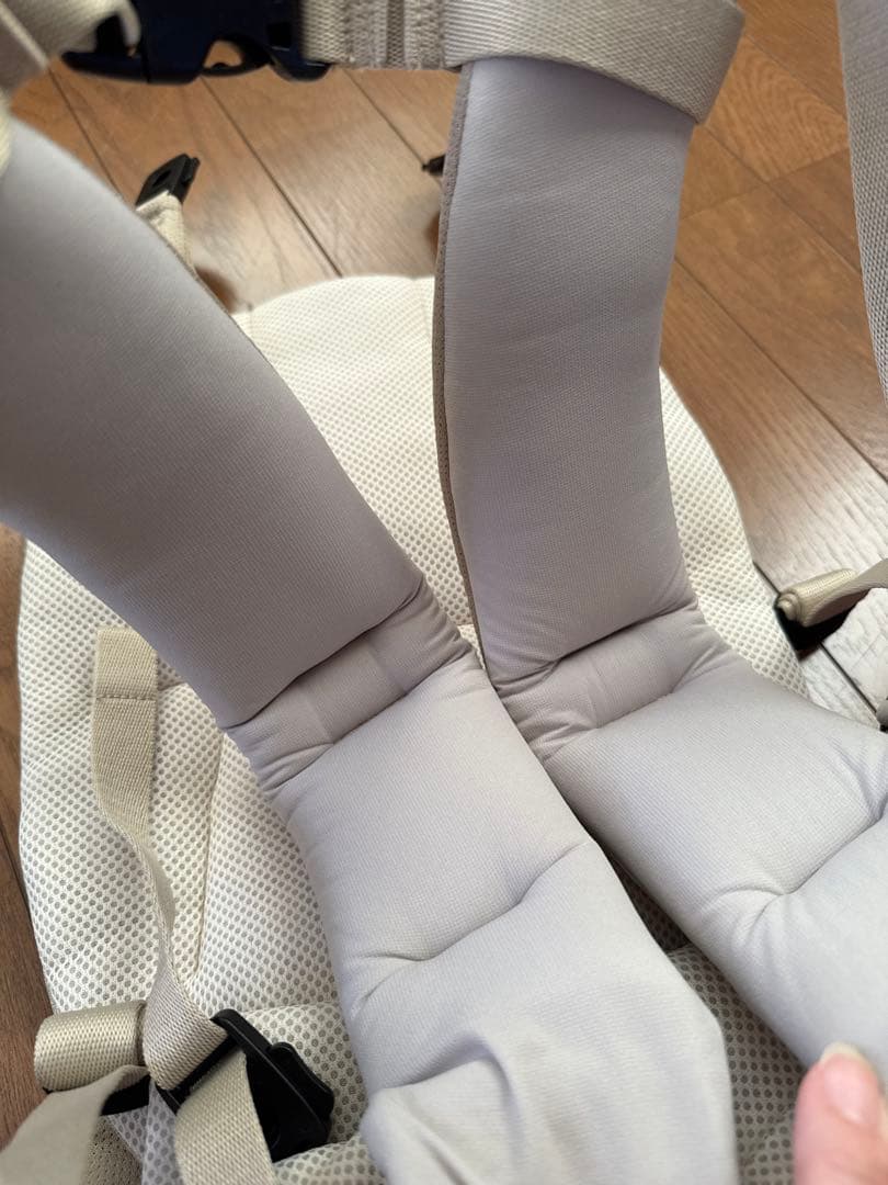 アンジェレッテ ベビーキャリアオン