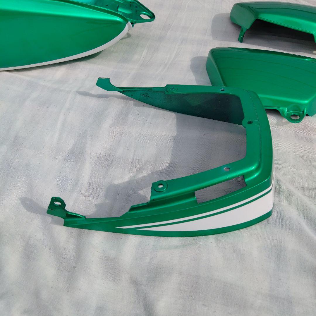 SR400 SR500 タンク　サイドカバー　シートカウル