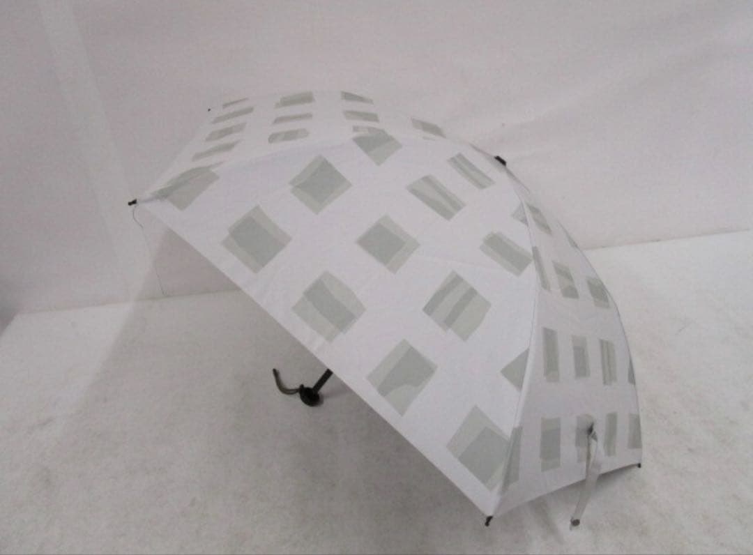 大人気 サンバリア100 3段折 コンパクト グレー 日傘 折りたたみ