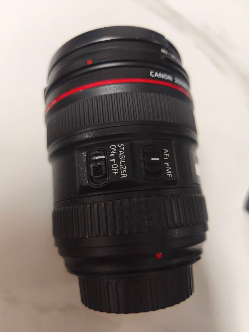 美品　canon　EF24-70mm F4 L IS USM　UVフィルタ付！