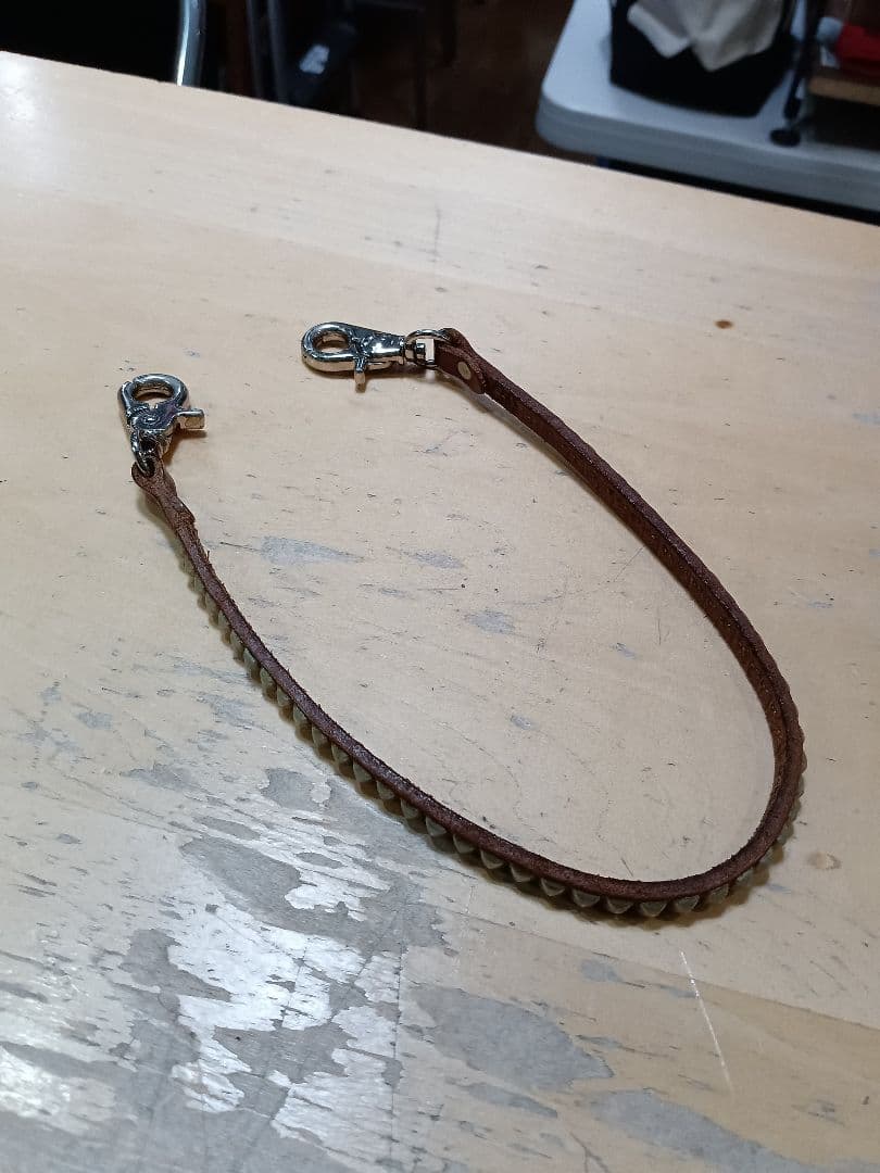 ＨＴＣ（ＵＳＡ）スタッズ付きレザーウォレットチェーン