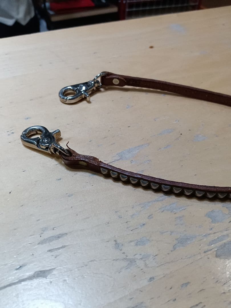 ＨＴＣ（ＵＳＡ）スタッズ付きレザーウォレットチェーン