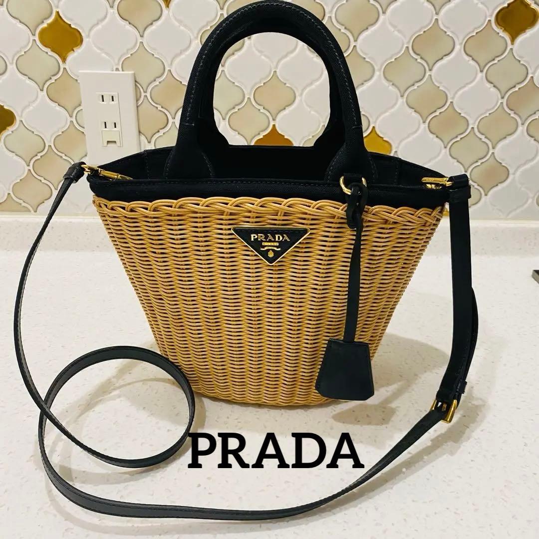 プラダ　かごバッグ　2way 美品