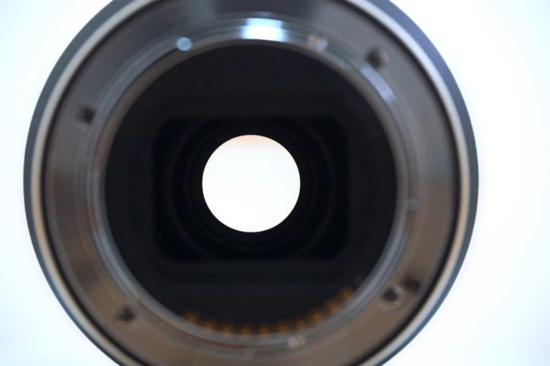 TAMRON 広角レンズ レンズフード付き F/2.8 17-28mm