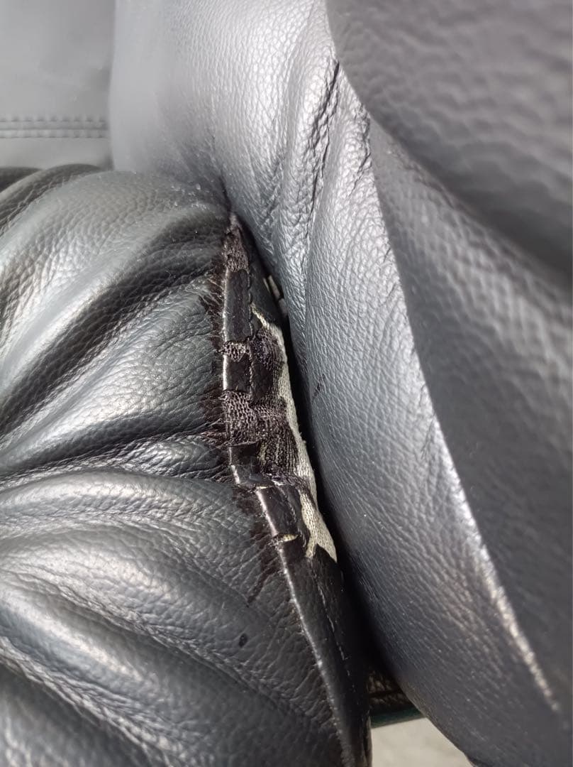 八6001【ニトリ】電動リクライニングソファ　ビリーバー　1人掛けソファ　本皮