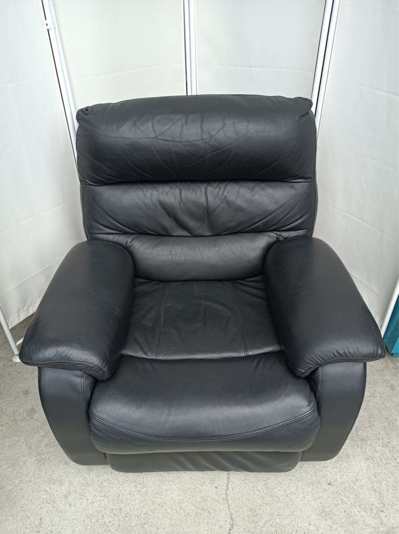 八6001【ニトリ】電動リクライニングソファ　ビリーバー　1人掛けソファ　本皮